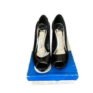 Shiekh Shoes Black Shiny Faux Leather Heels Pumps Women's Size 7.5